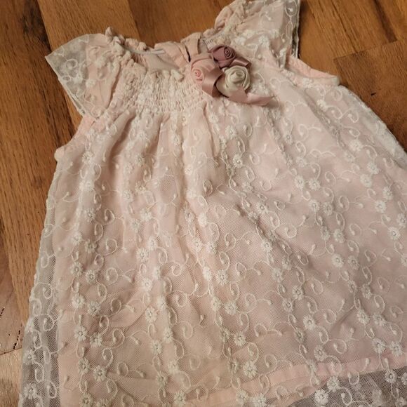 Catherine MALANDRINO Lace Overlay Baby Dress - Picture 7 of 9